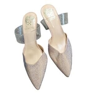 Vince Camuto Brelaine Leather Heels size 8 New with imperfections see photos